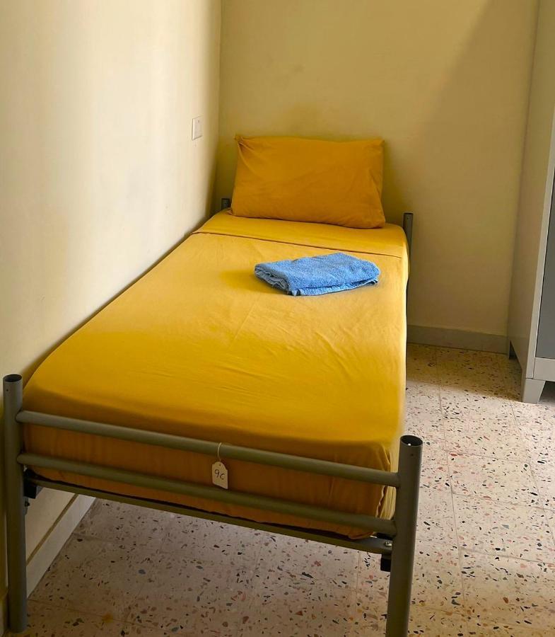 Smart Hostel ビルキルカラ エクステリア 写真