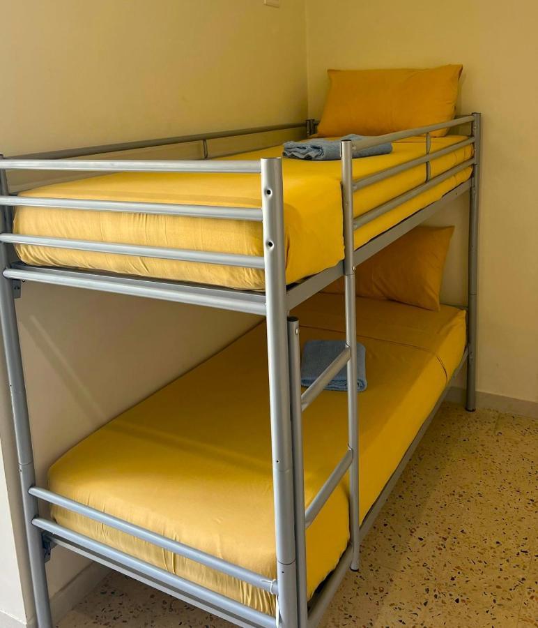 Smart Hostel ビルキルカラ エクステリア 写真
