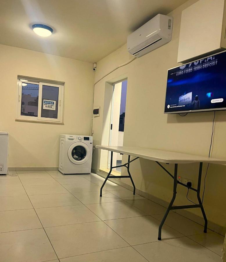 Smart Hostel ビルキルカラ エクステリア 写真